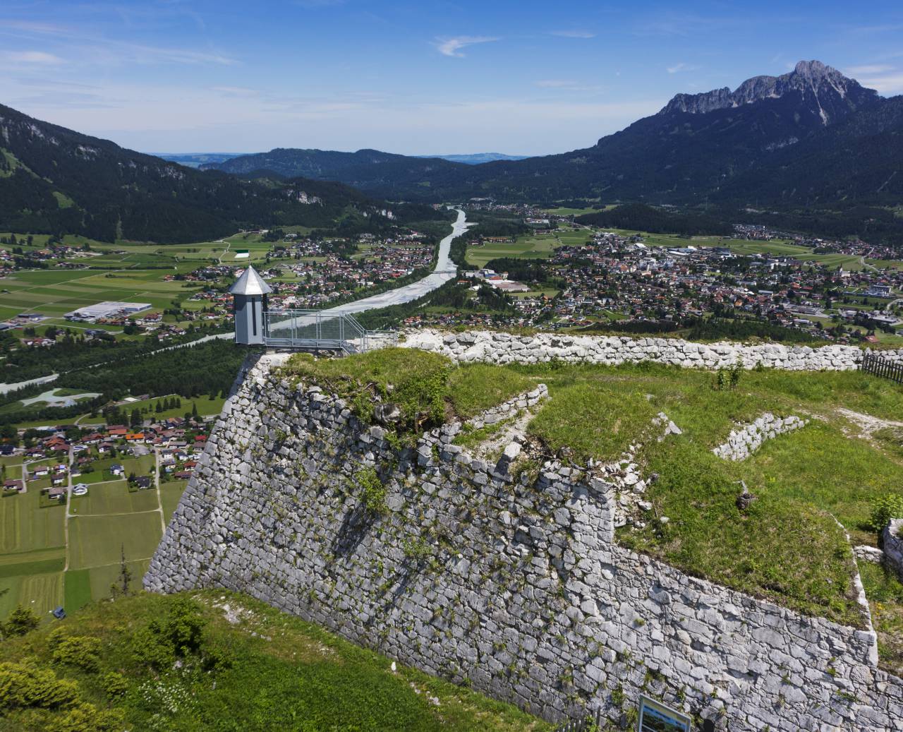 Aerial view from the vantage point in the Tiroler Lech Nature Park with a view of the mountains