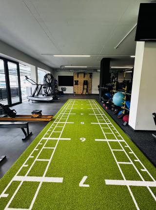 Fit im Urlaub in der Sportbox Symbolfoto